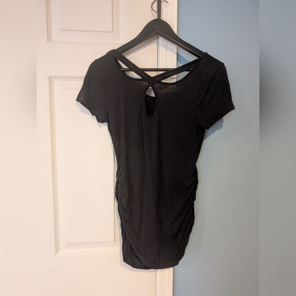 Jessica Simpson Black Short Sleeve Maternity Top| Small - Picture 2 of 3